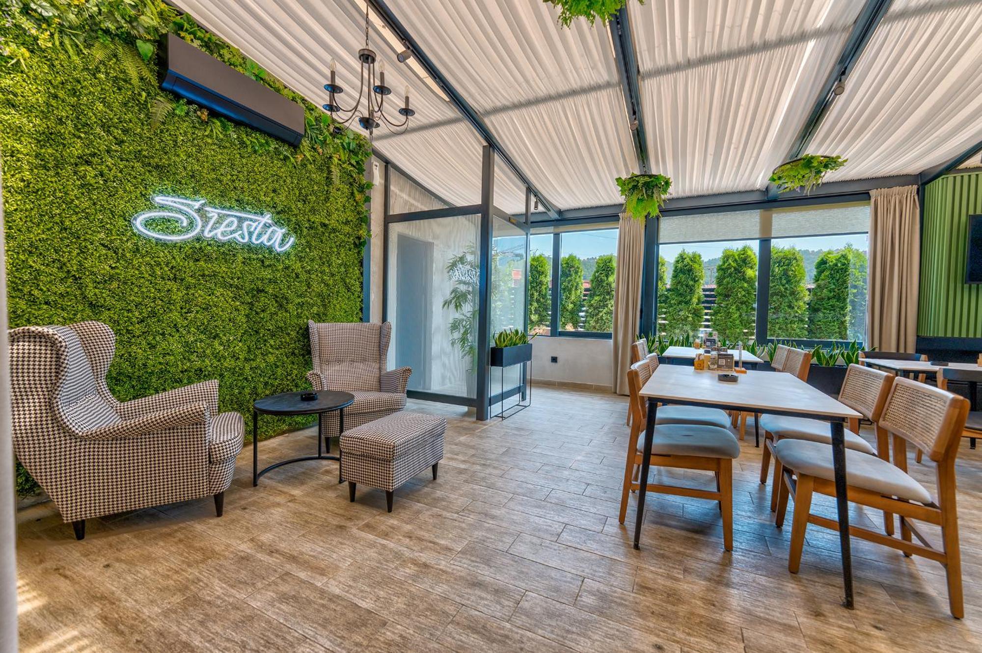 Hotel Siesta Uzice Exterior photo
